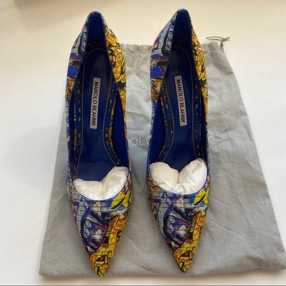 New Autographed Manolo Blahnik BB Graffiti Pumps - Picture 5 of 10
